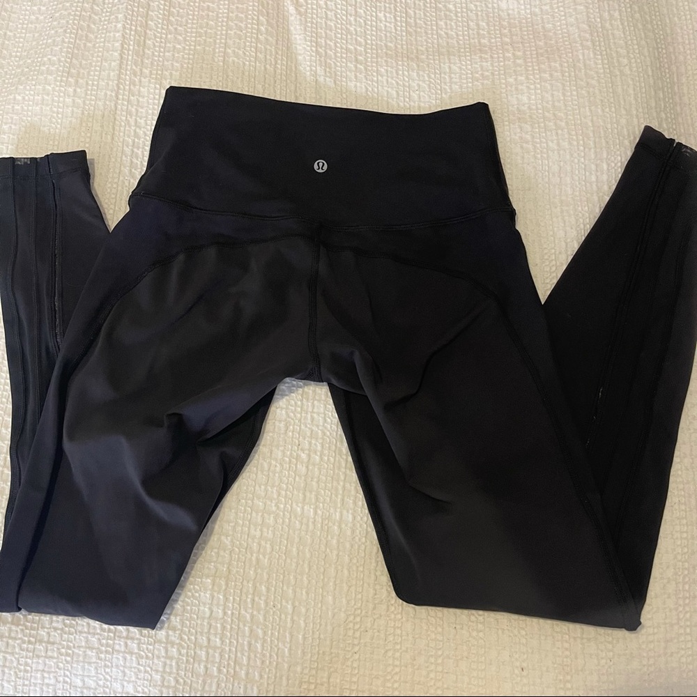 RARE Lululemon Black mesh side luxtreme wunder under high waist leggings